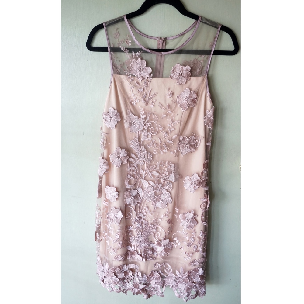 Beautiful Mauve Pink Floral Dress, Like New!